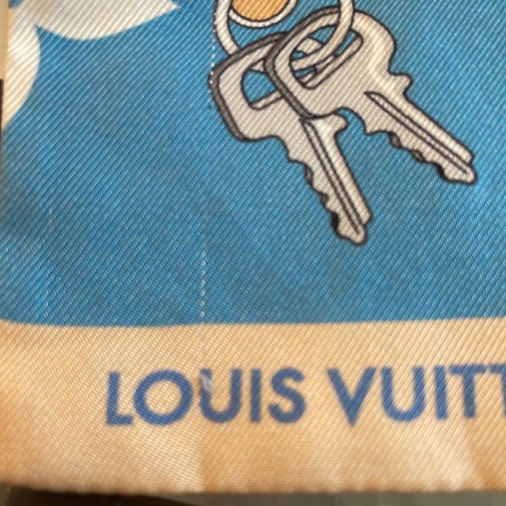 Louis Vuitton Silk Monogram Gradient By The Pool Bandeau - Picture 8 of 10